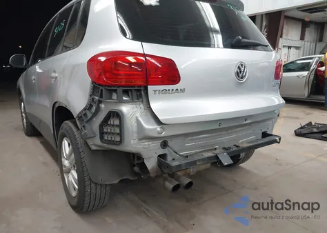 2013 Volkswagen Tiguan S z USA, uszkodzony, nr VIN WVGAV3AX2DW625324